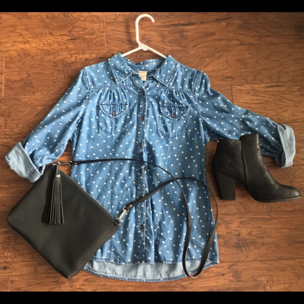 FLASH SALE❗️Arizona Jeans Co. Button Down Top